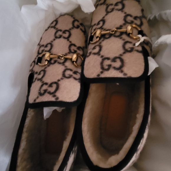 GUCCI loafers